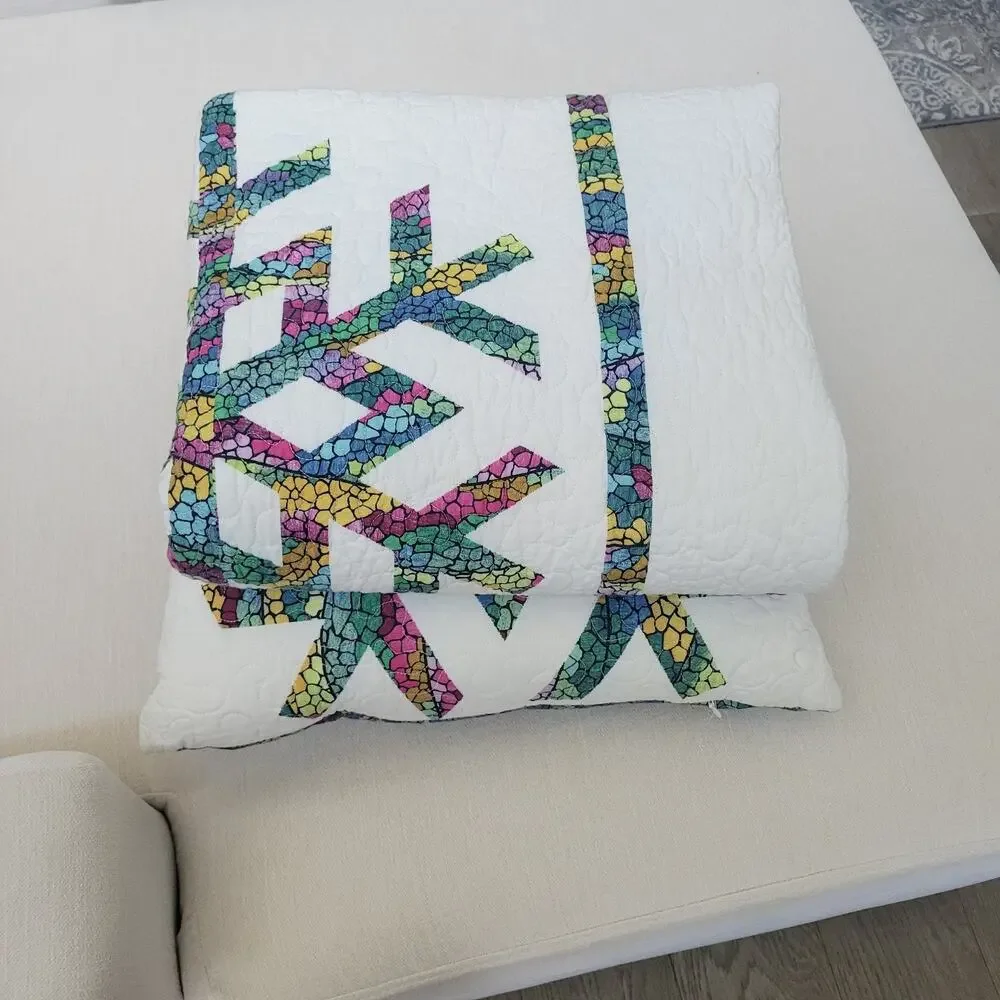 Rare Twin Size Vintage Quilt with Pillow Star design Multicolor